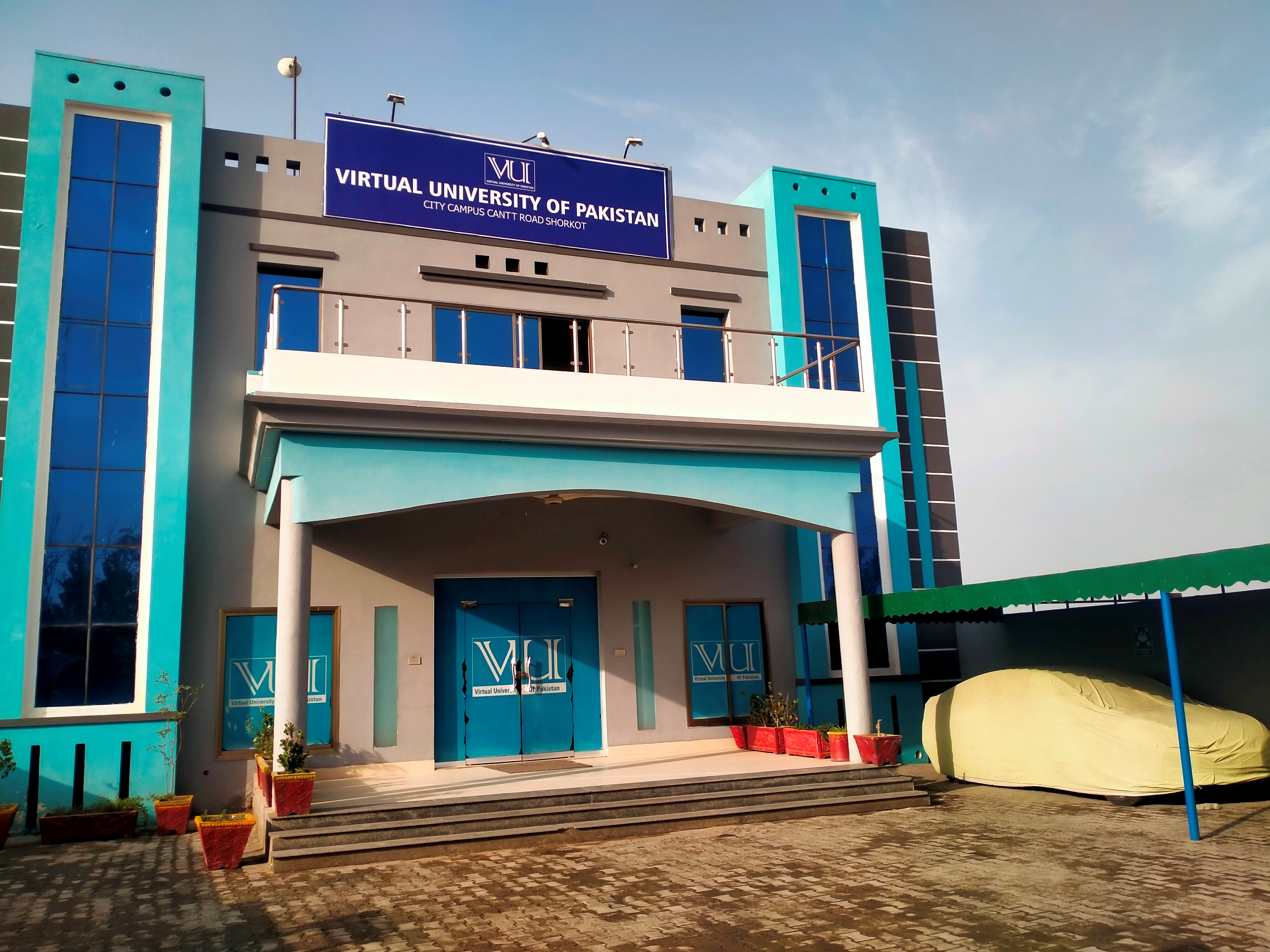About Bahoo College